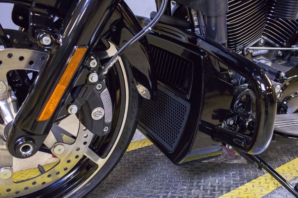 Road Glide®