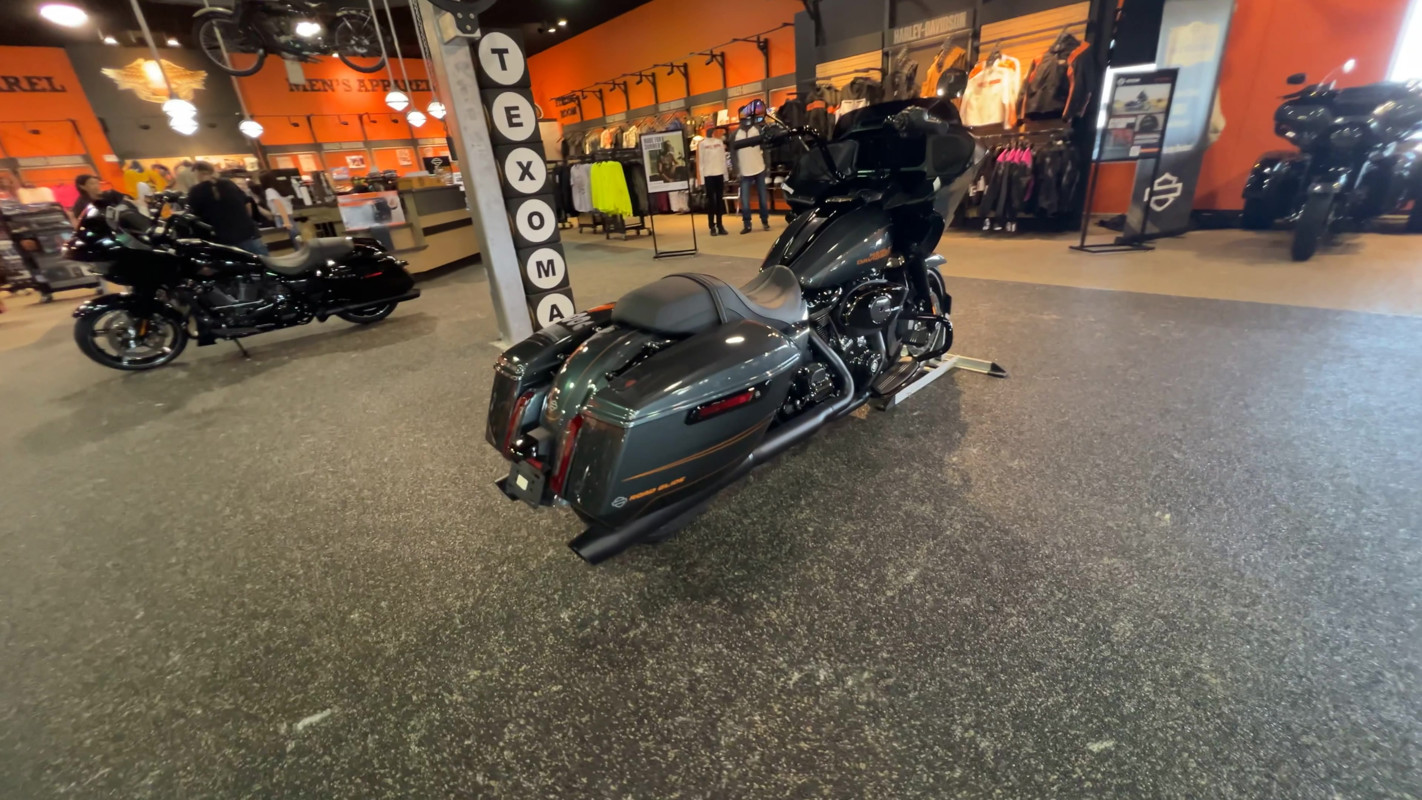 Road Glide®