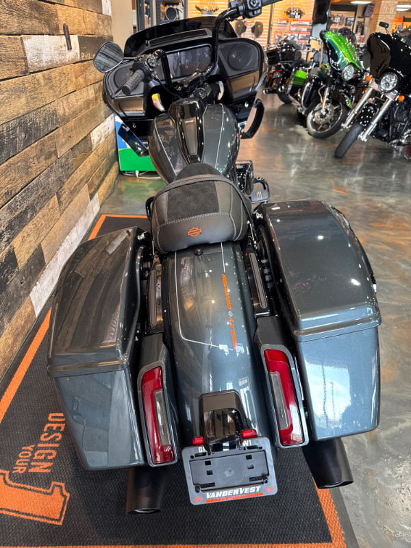 Road Glide®