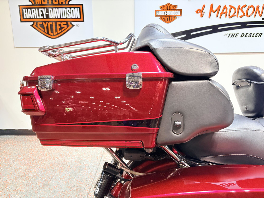 CVO™ Road Glide® Ultra