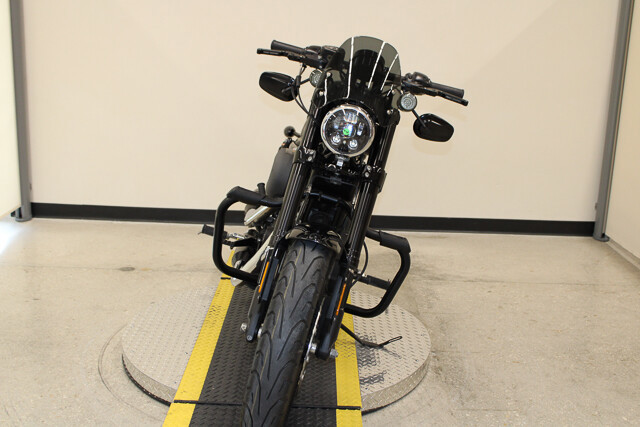 Sportster® Roadster®