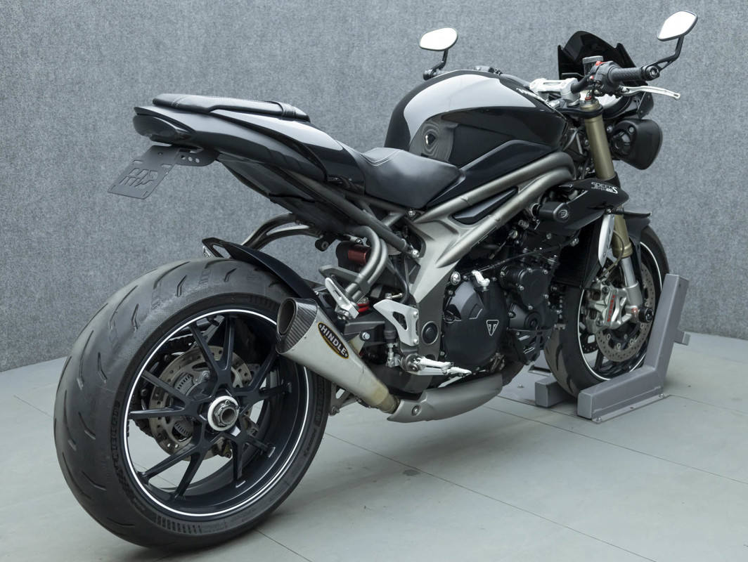 Speed Triple S