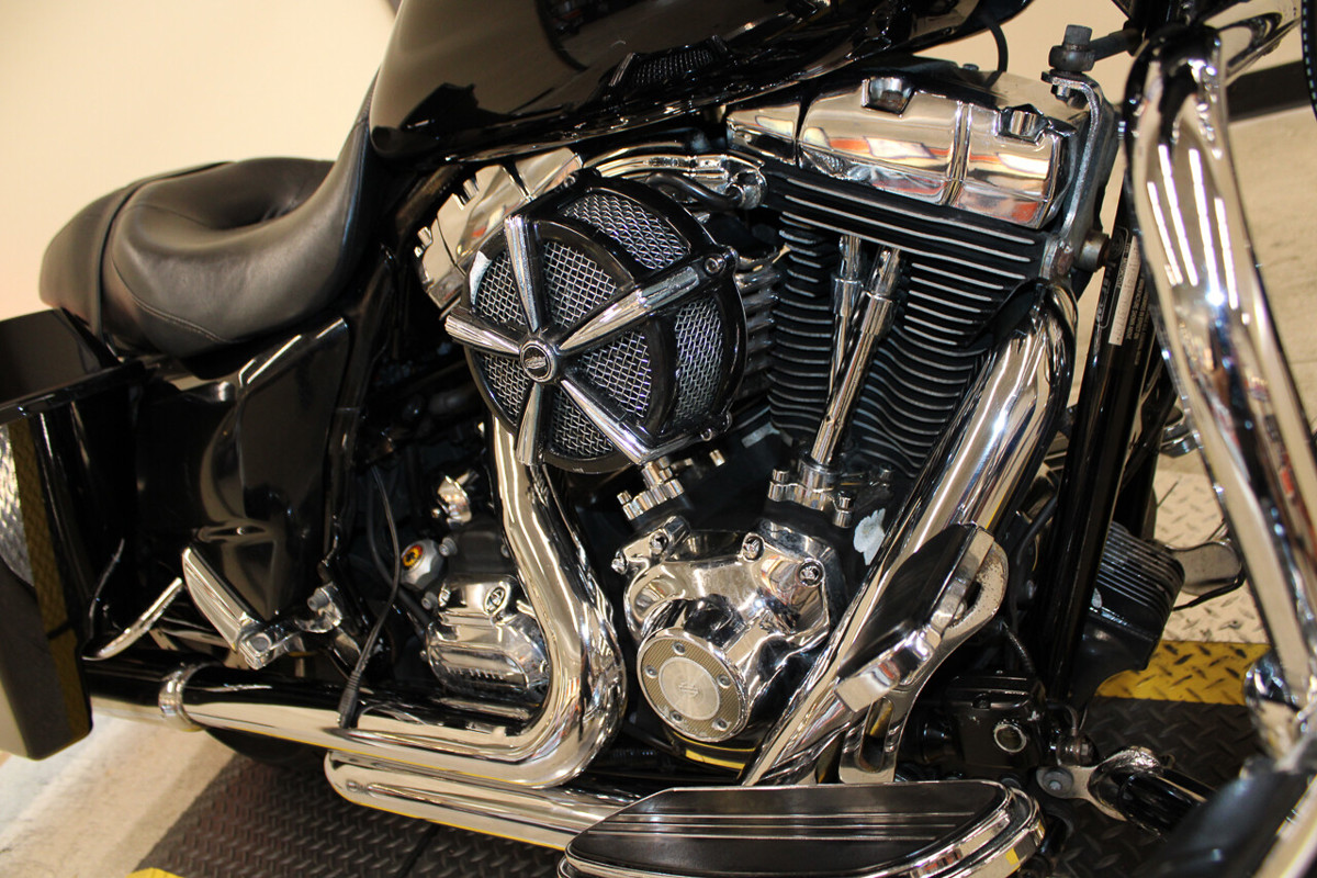 Street Glide®