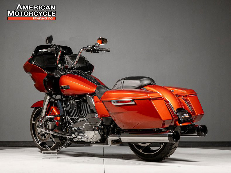 Road Glide®