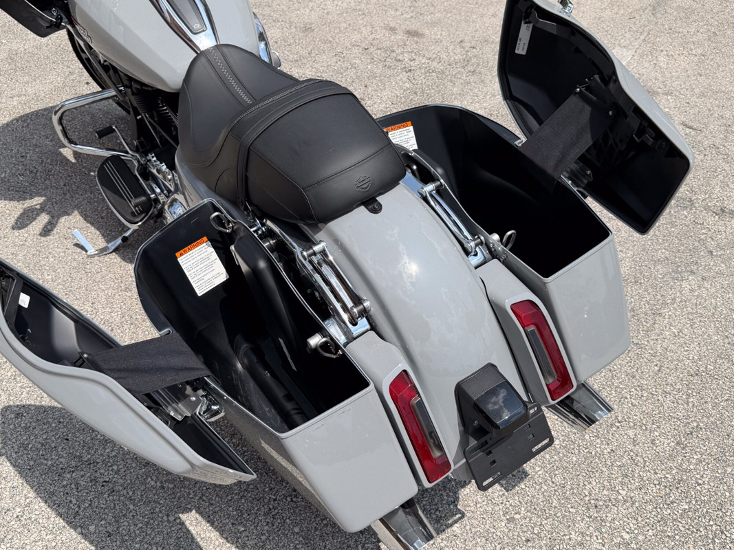 Road Glide®