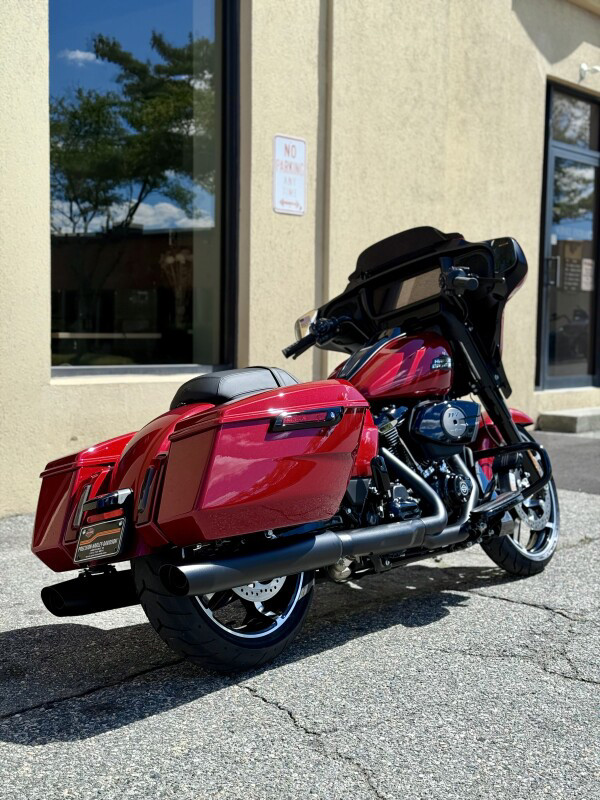 Street Glide®