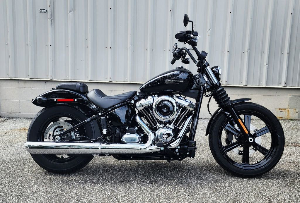 Street Bob®