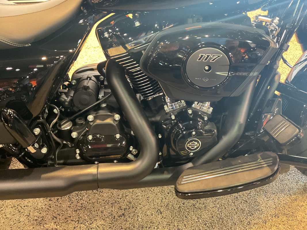 Street Glide®