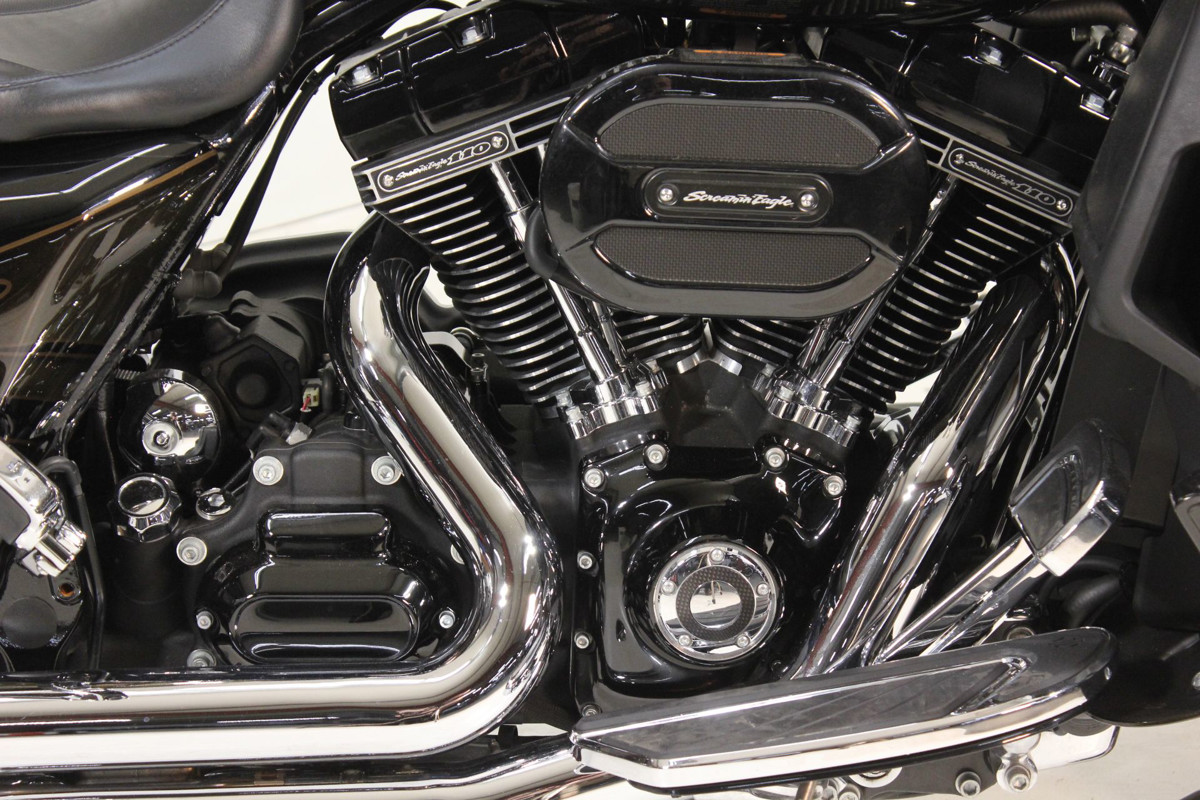 CVO® Street Glide®