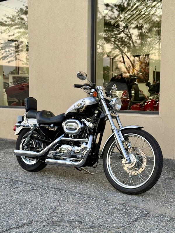 Sportster® 1200 Custom