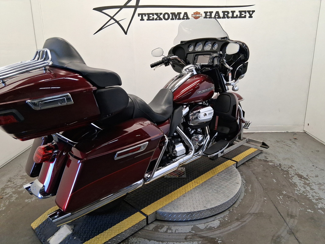 Electra Glide® Ultra Limited® Low