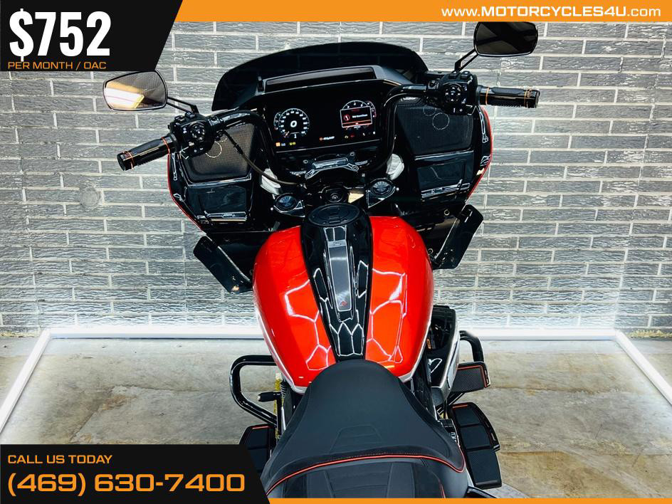 CVO® Road Glide®