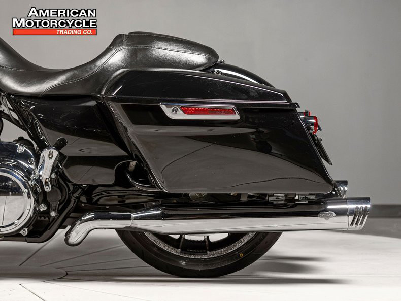 Road Glide®