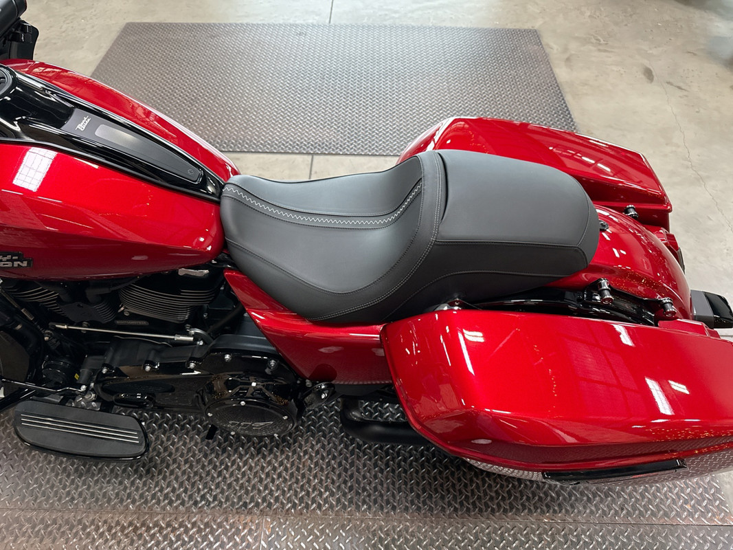 Road Glide®