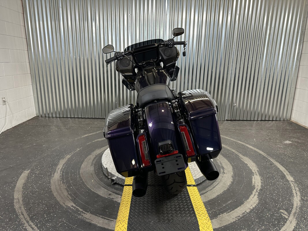 Road Glide®