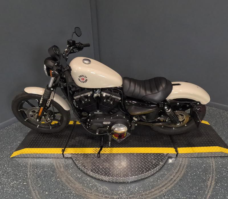Iron 883®