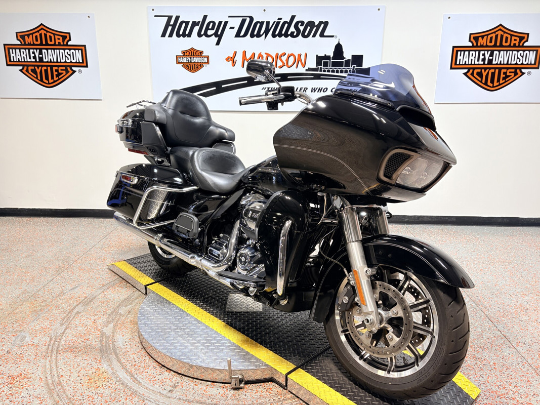 Road Glide® Ultra