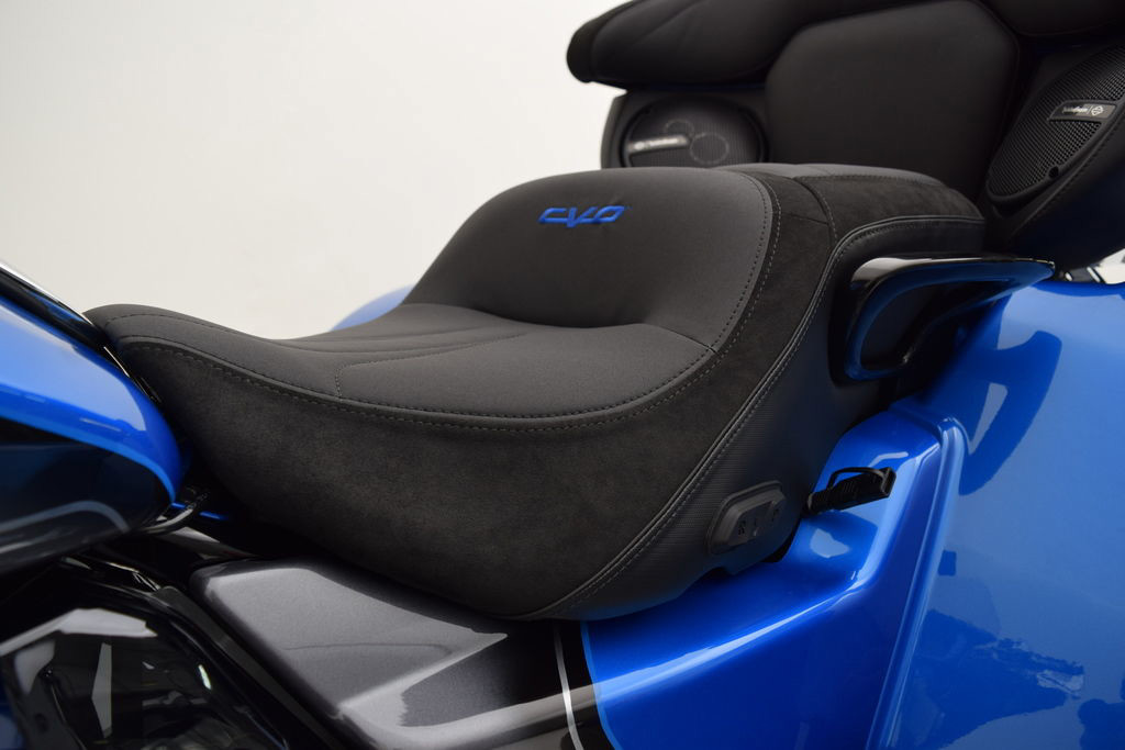 CVO® Street Glide® 3 Limited