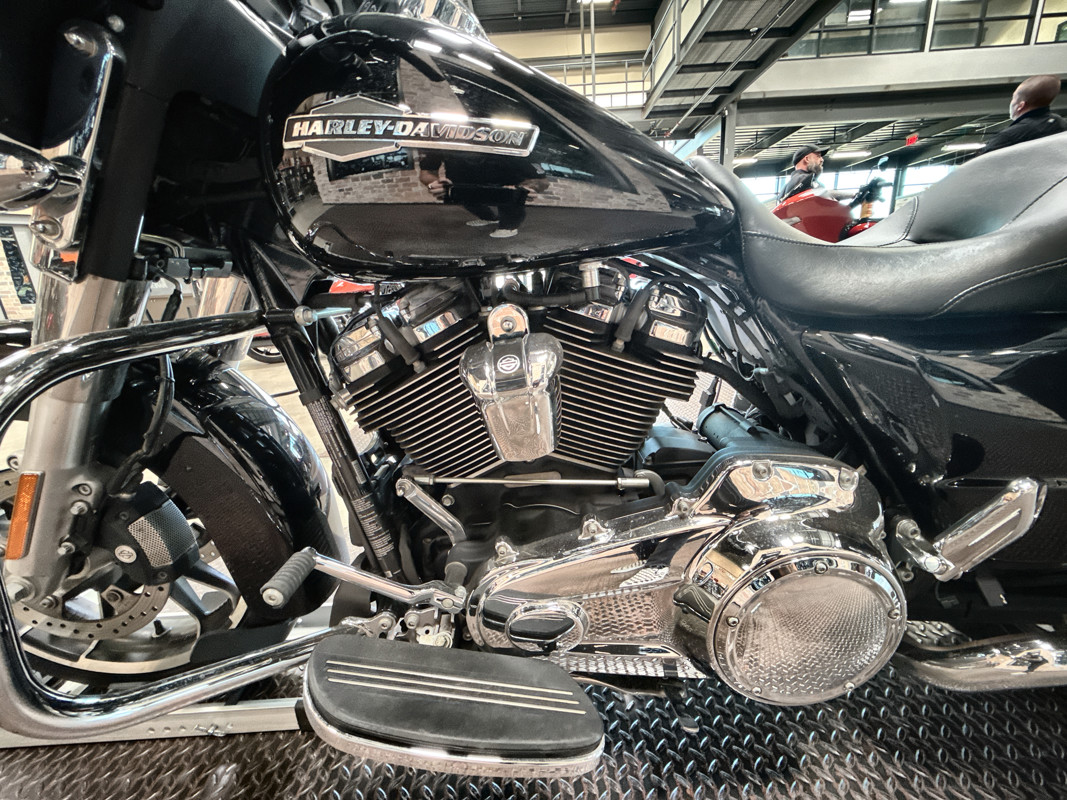 Street Glide®