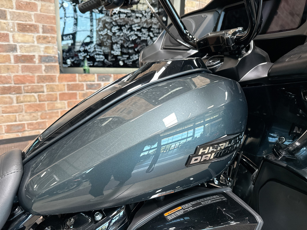 Road Glide®