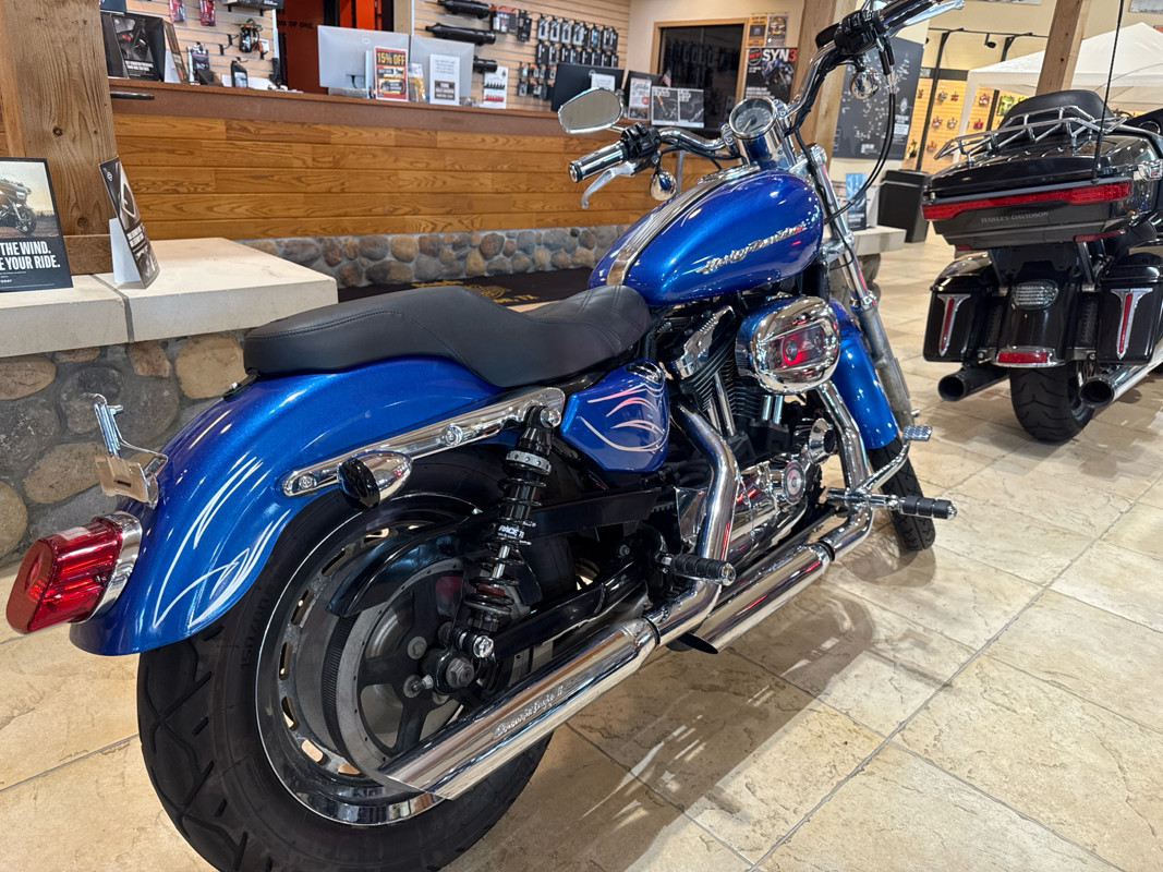 Sportster® 1200 Custom