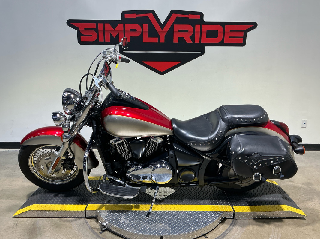 Vulcan 900 Classic LT