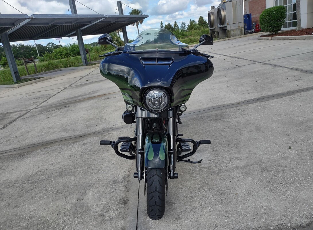 CVO® Street Glide®
