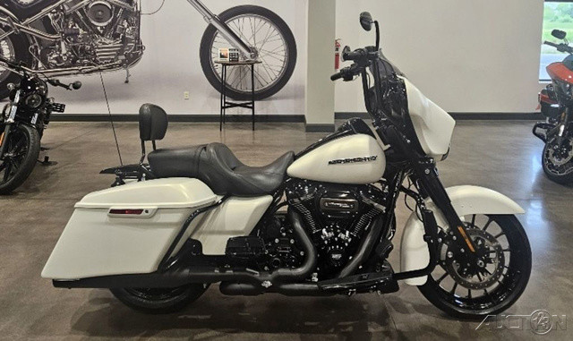 Street Glide® Special