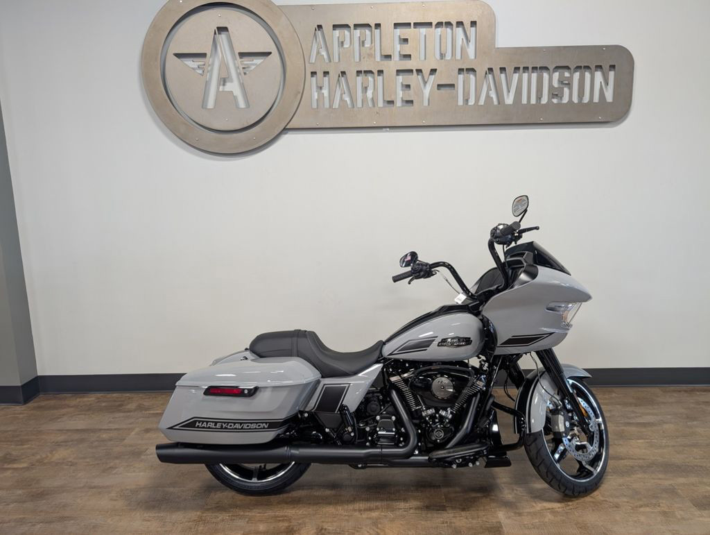 Road Glide®