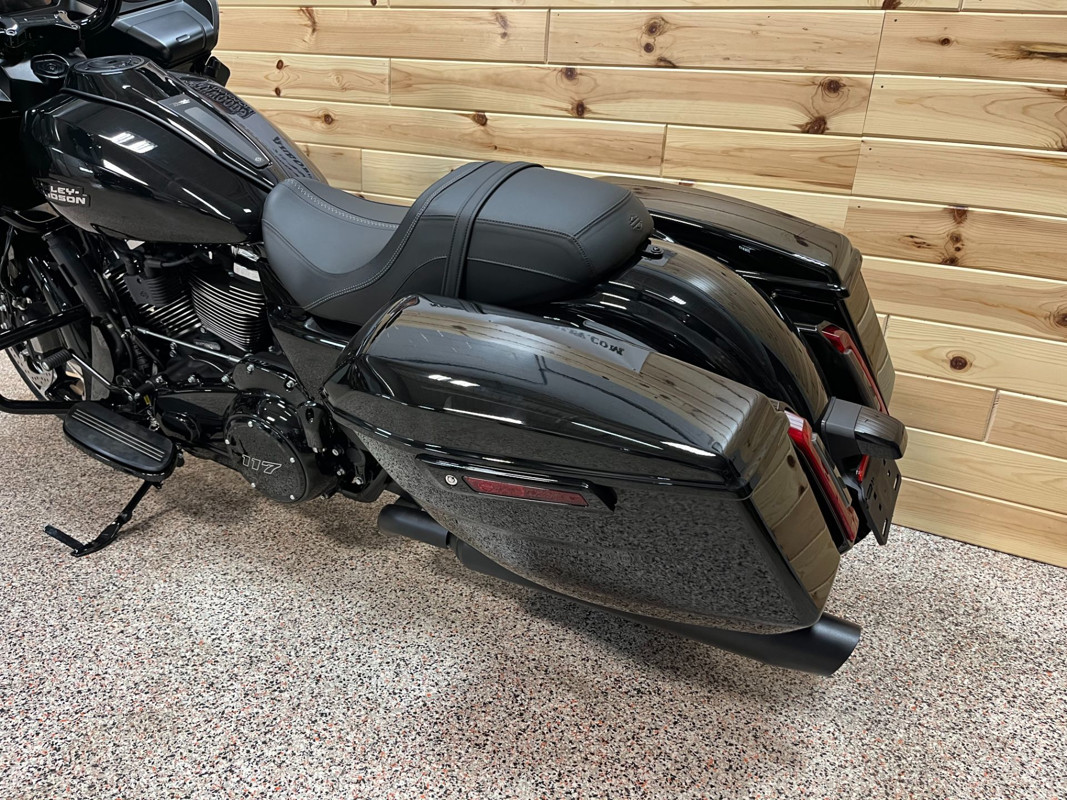 Road Glide®