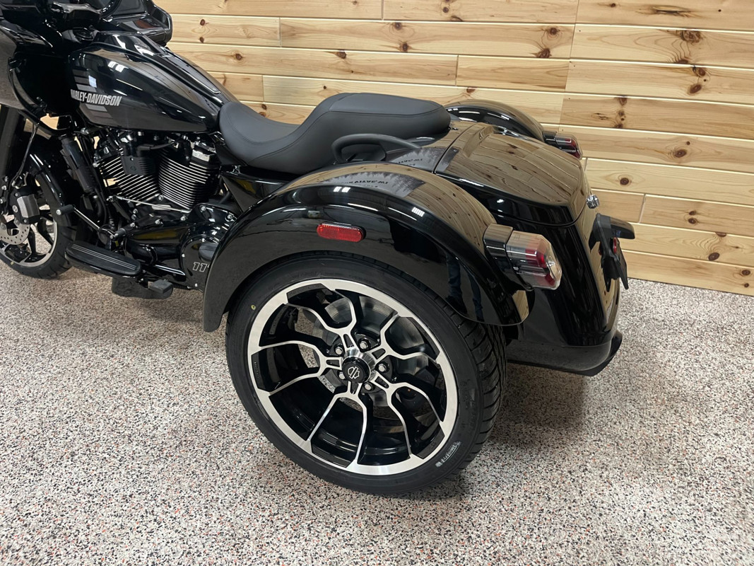 Road Glide® 3