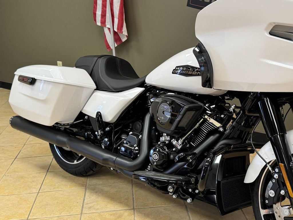 Road Glide®