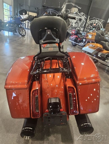 Road Glide®