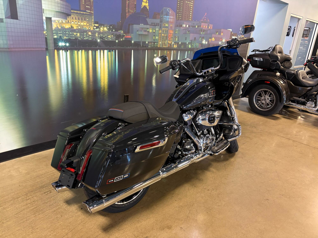 Road Glide®