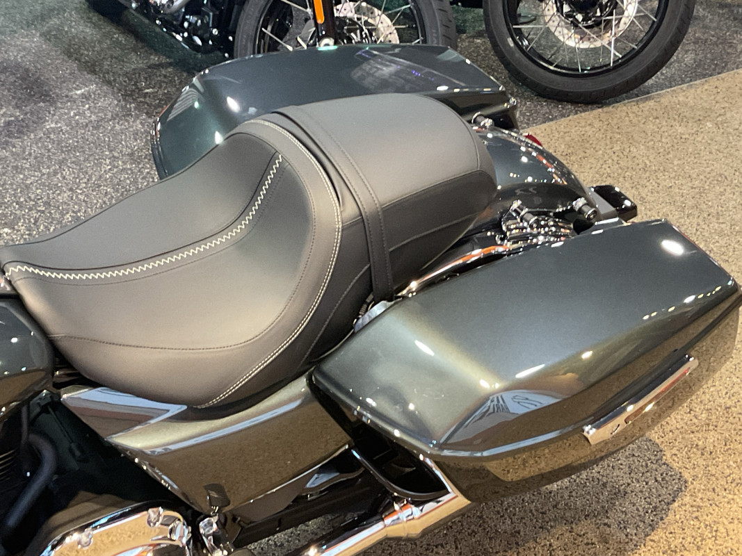 Road Glide®