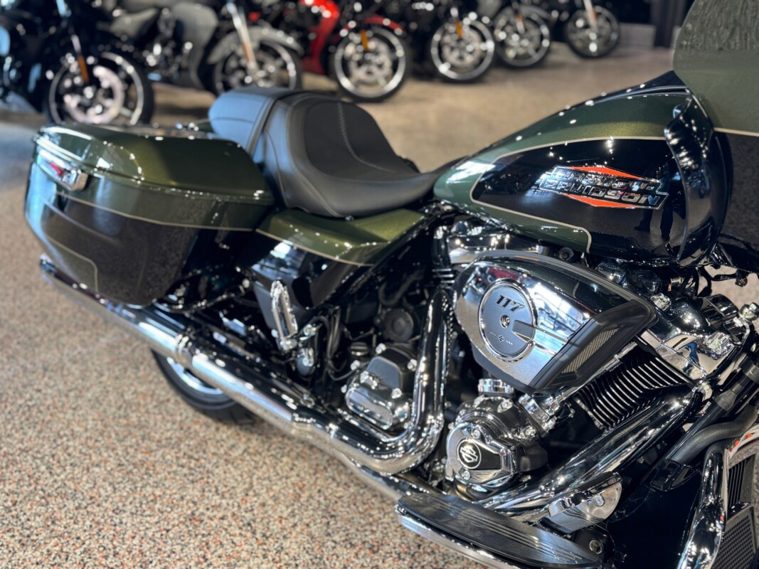 Road Glide®