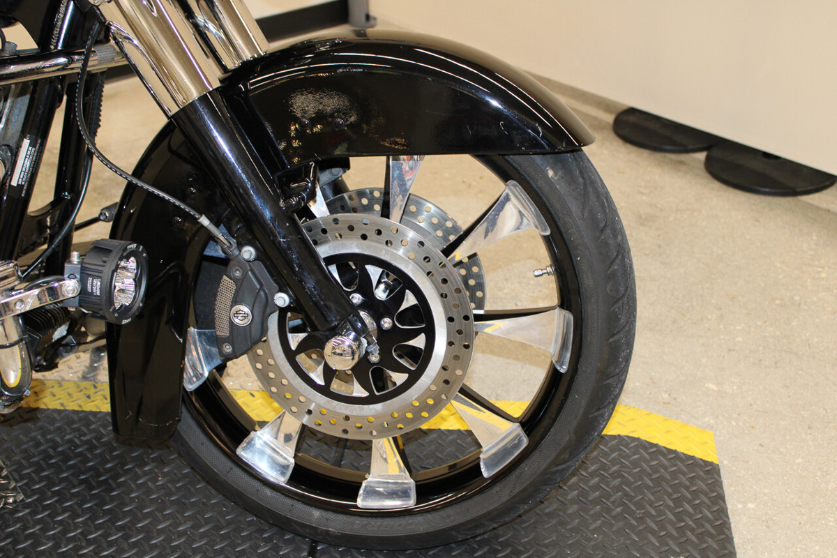 Street Glide®