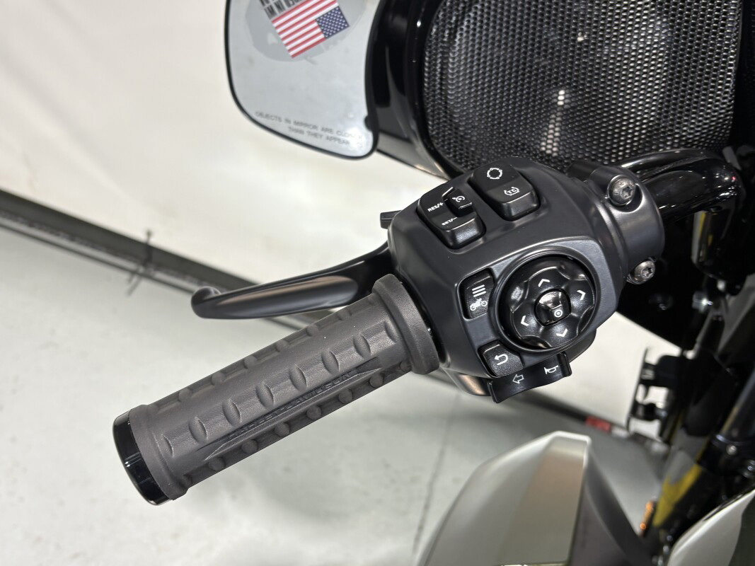 Street Glide® Limited