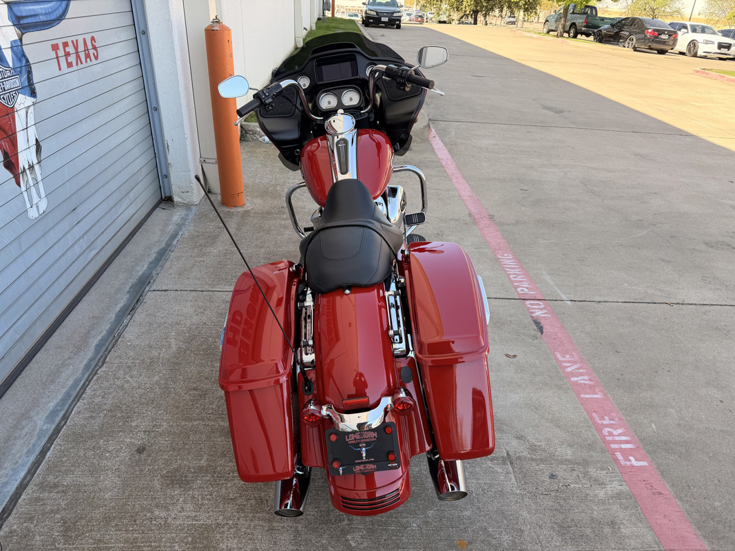 Road Glide®