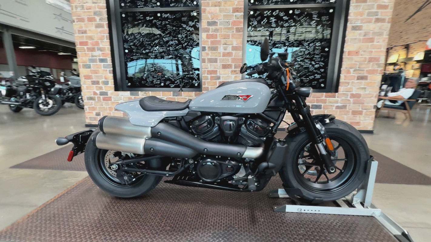Sportster® S