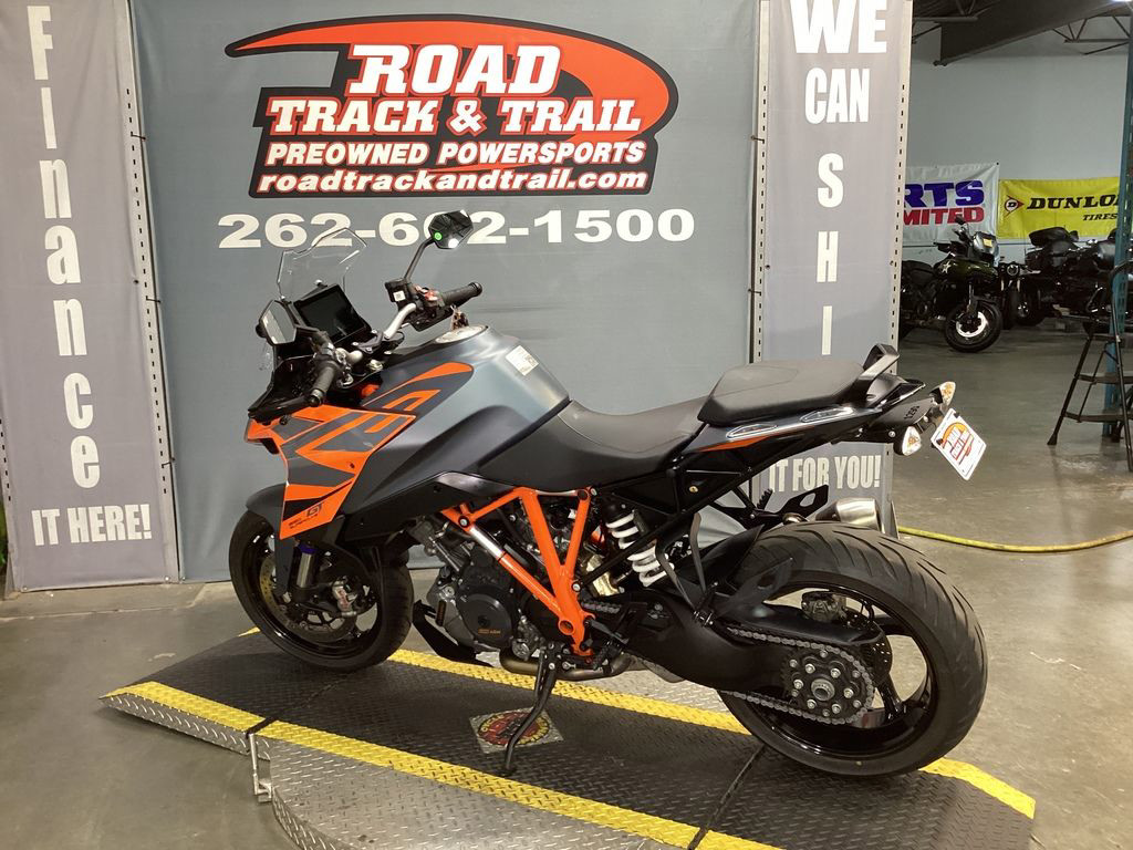 1290 Super Duke GT