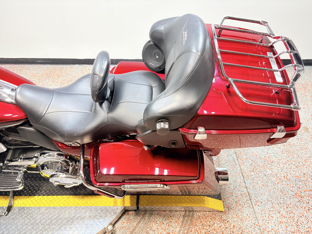 CVO™ Road Glide® Ultra