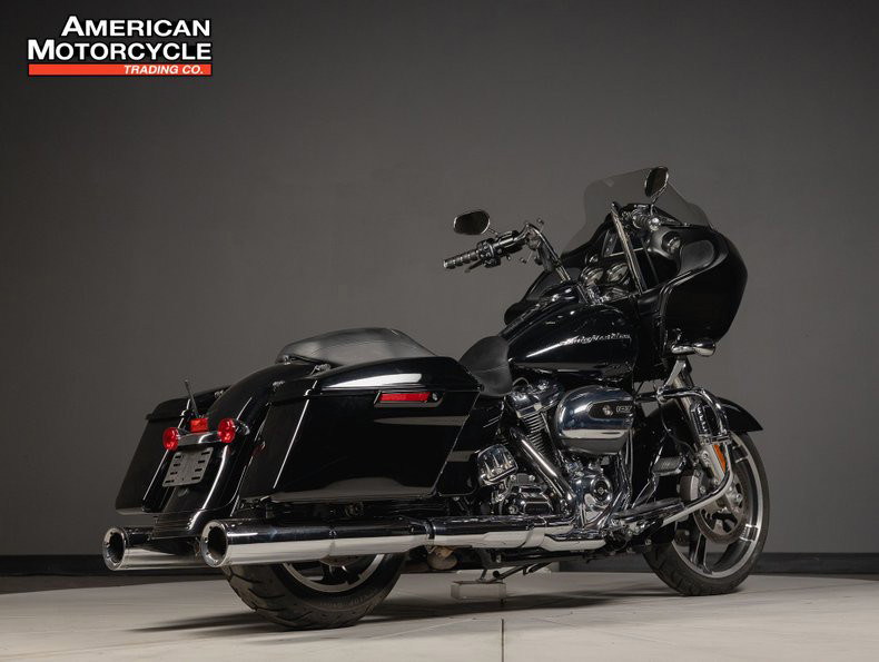 Road Glide®