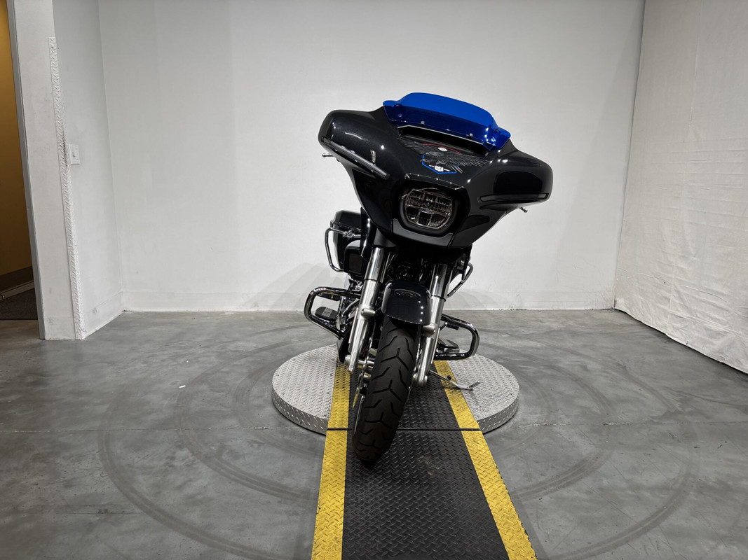 Street Glide®