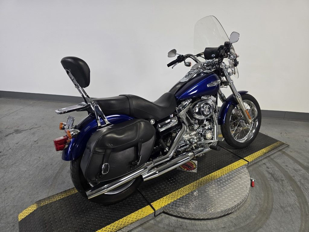 Dyna® Super Glide® Custom