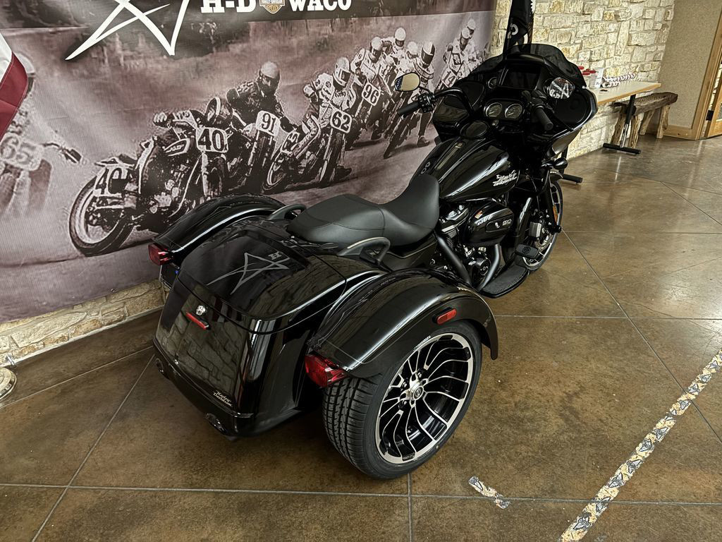 Road Glide® 3