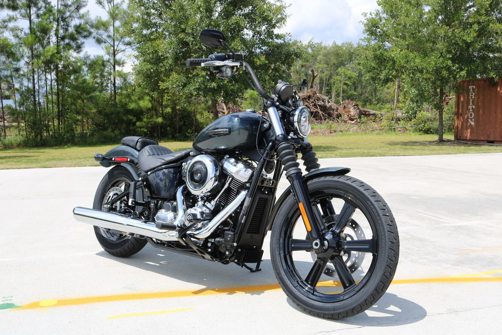 Street Bob®