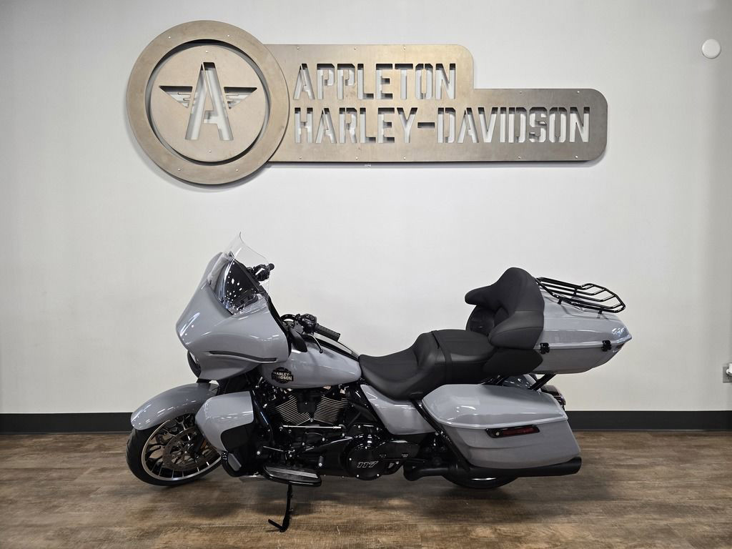 Street Glide® Limited