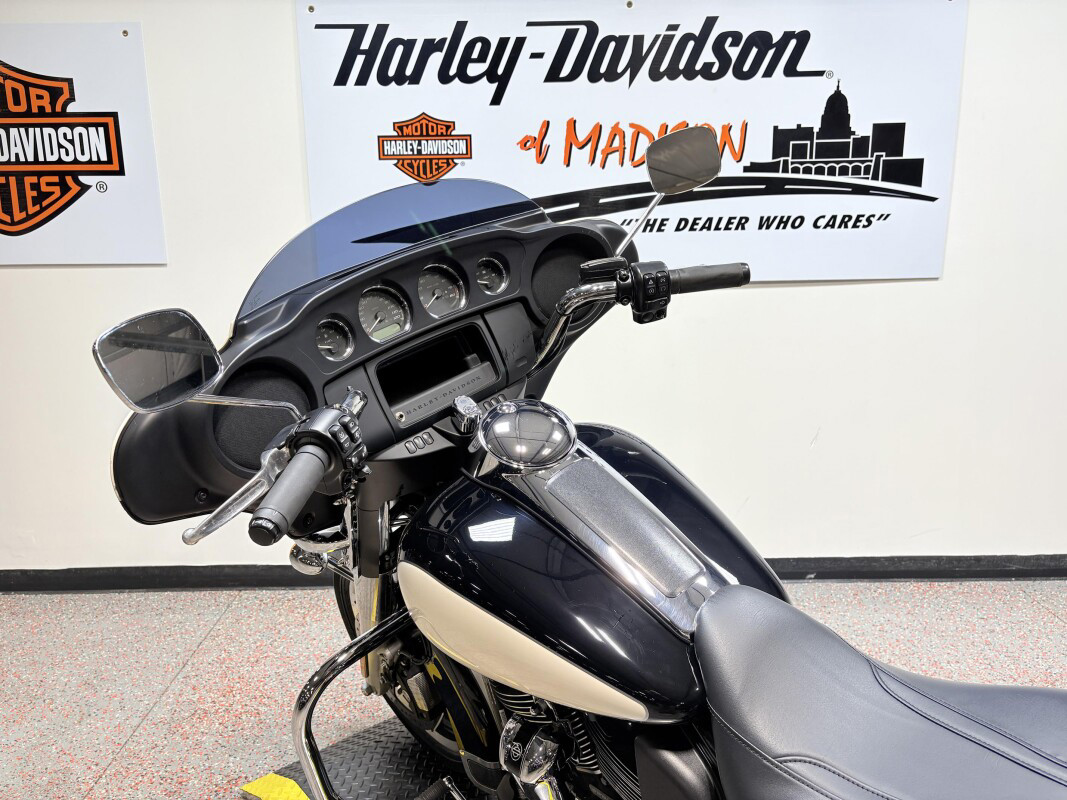 Electra Glide® Police