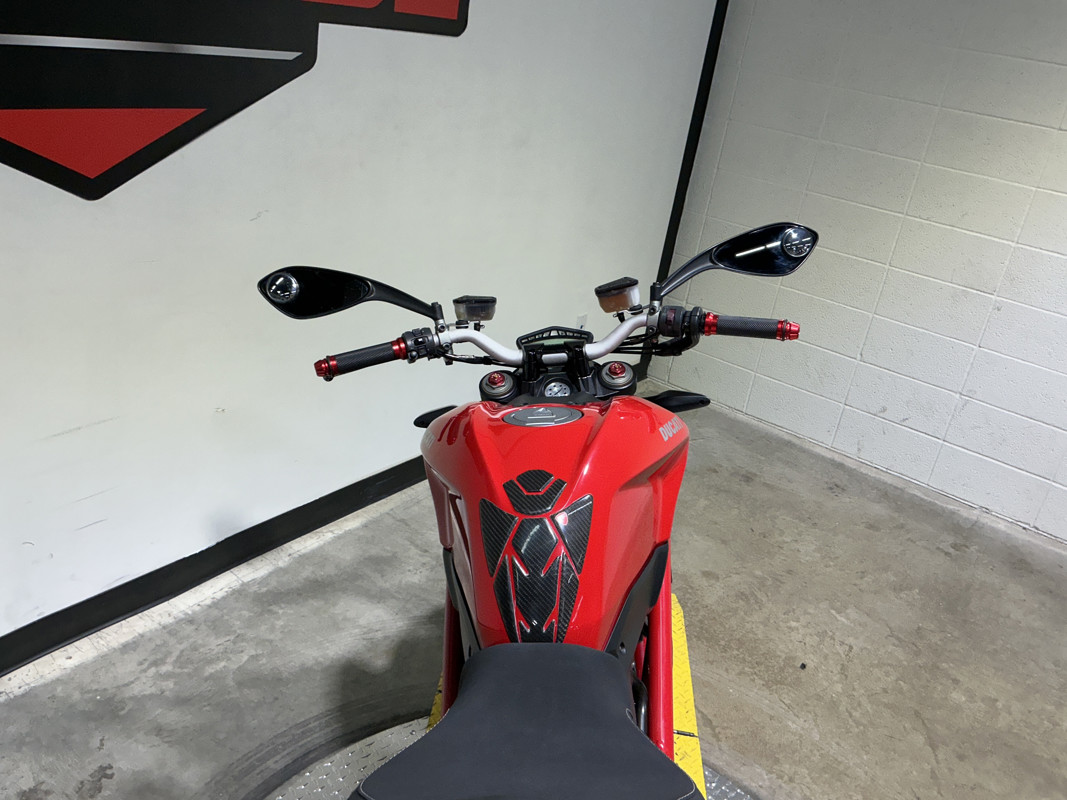 Streetfighter 848